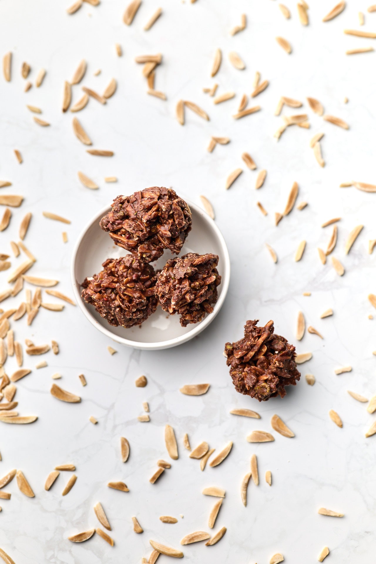 Almond Clusters | French Milk Chocolate | 42% Cacao | 100g